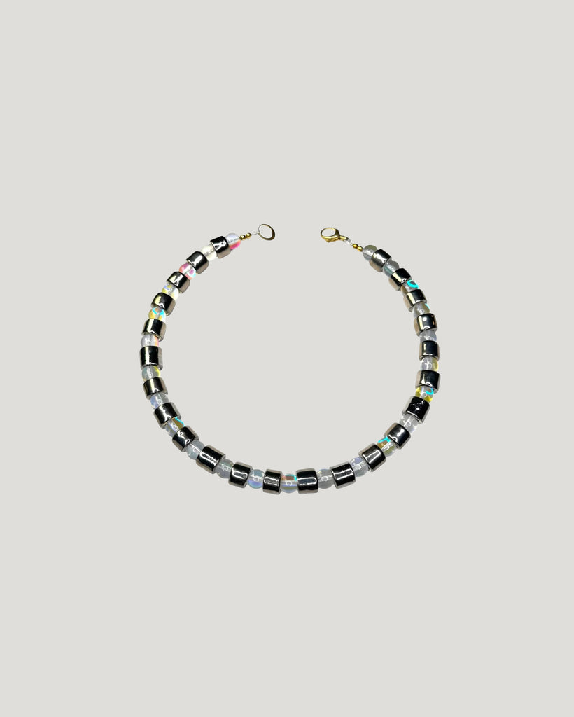 COIN & ANGEL SUNDRY. BEAD ONE.