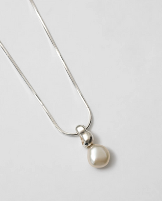 Timeless Pearl Necklace