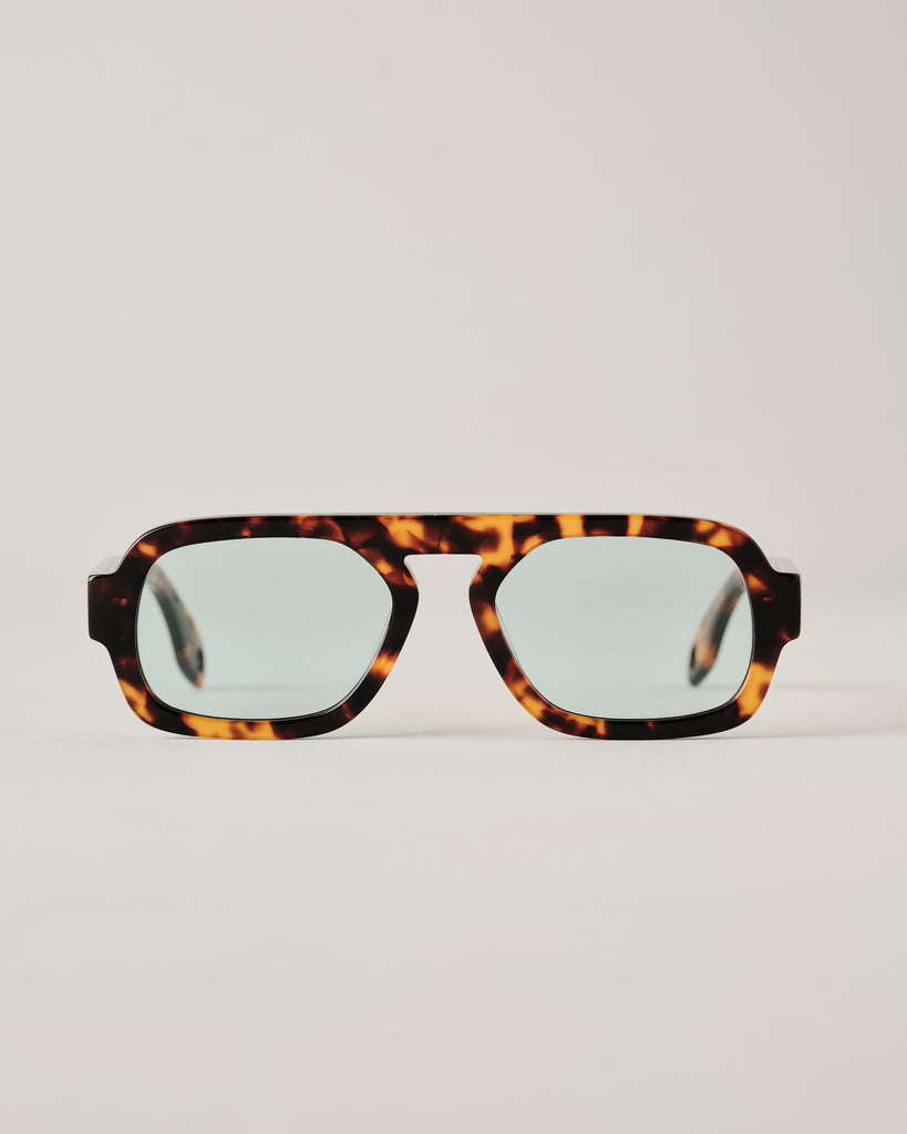 Jane MINI in Light Tortoise sunglasses