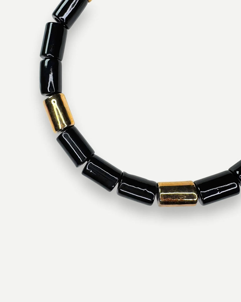 CANDY B4. TAP, KARAT ON CHERRY COLA.