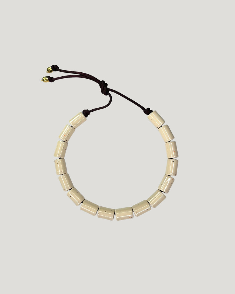 CANDY B5. EGG ON CHERRY COLA.