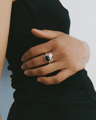 IMOGEN RING ONYX