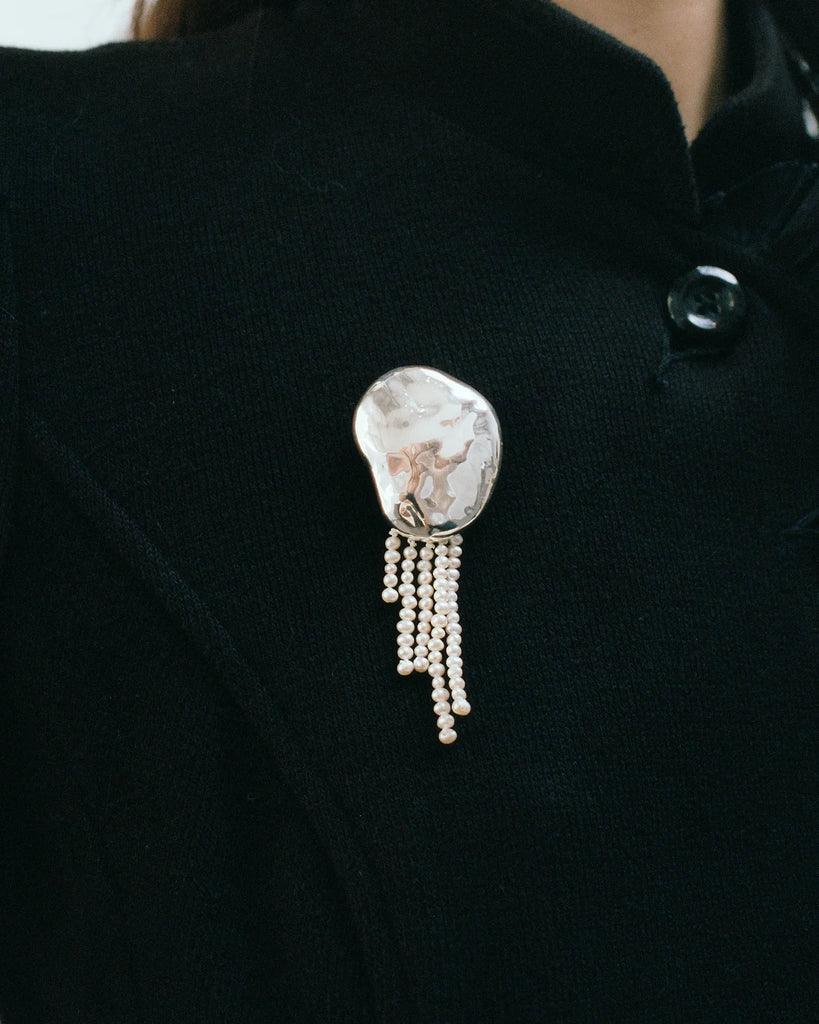 PEARL BEAN BROOCH