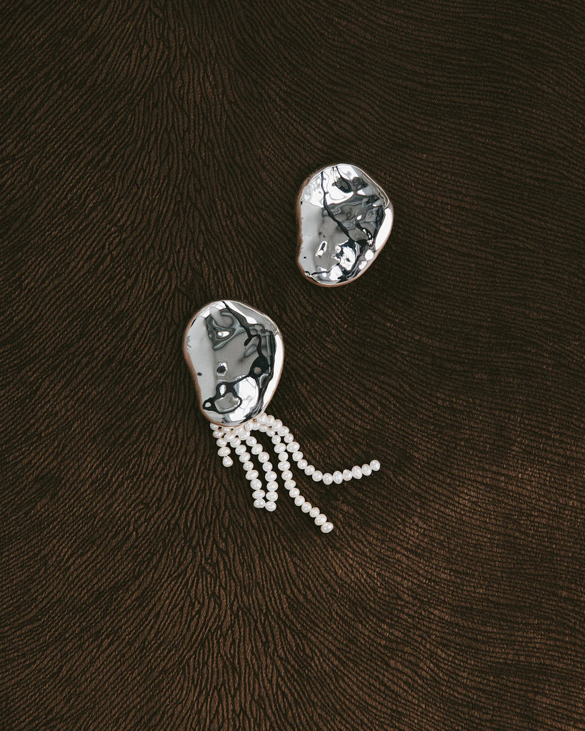 PEARL BEAN BROOCH